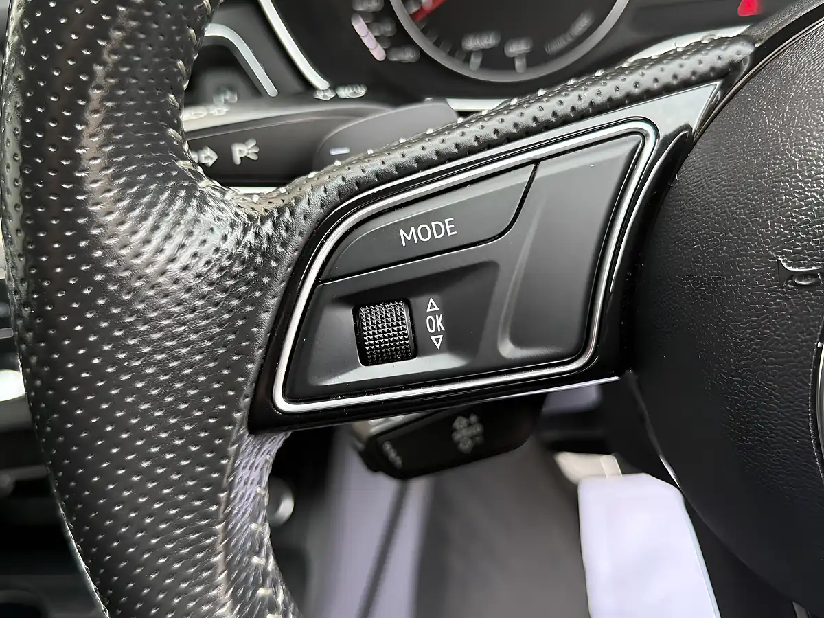 Used 2016 Audi A4 Avant S Line Grey - Interior and Exterior details 16