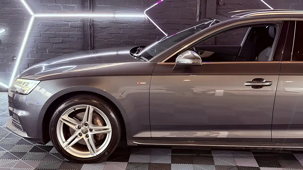 Used 2016 Audi A4 Avant S Line Grey - Interior and Exterior details 9