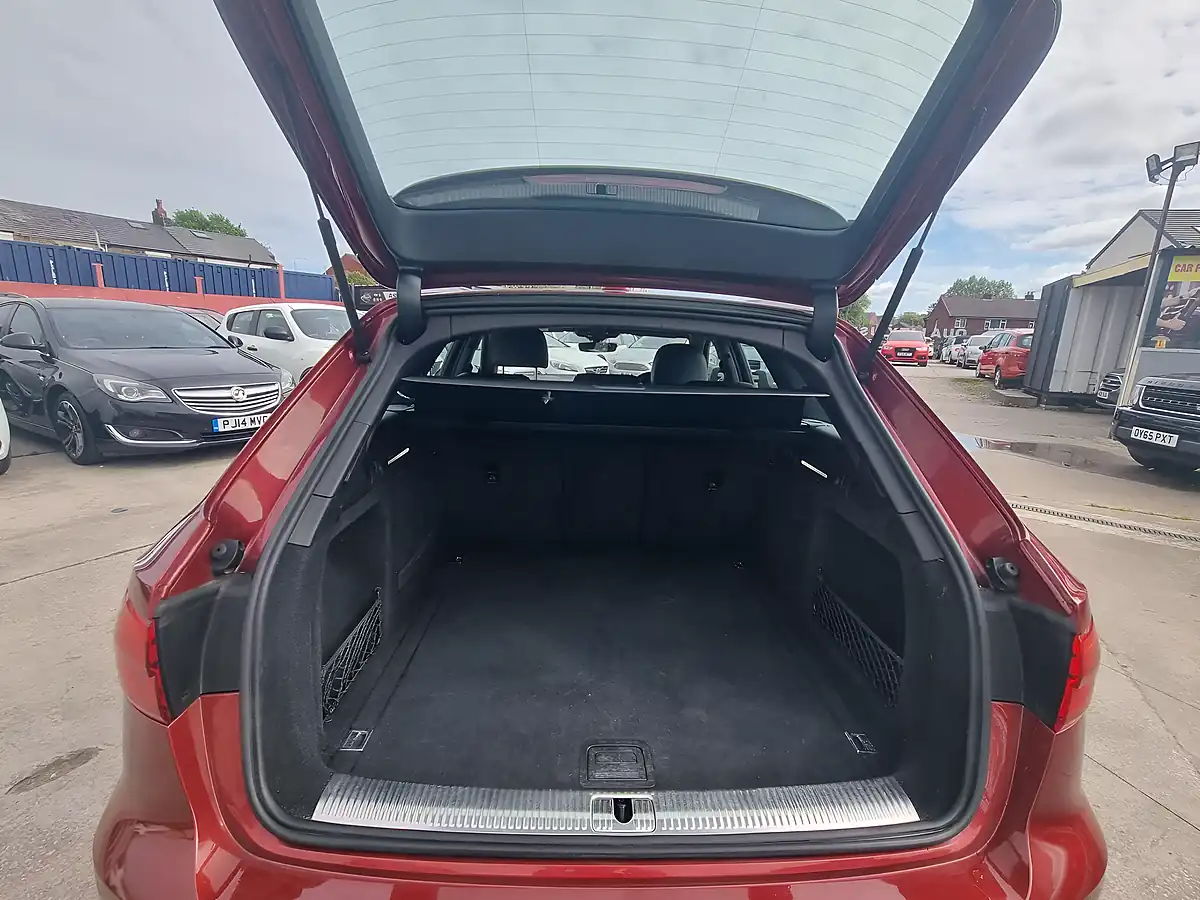 Used 2016 Audi A4 Avant S Line Red - Interior and Exterior details 16