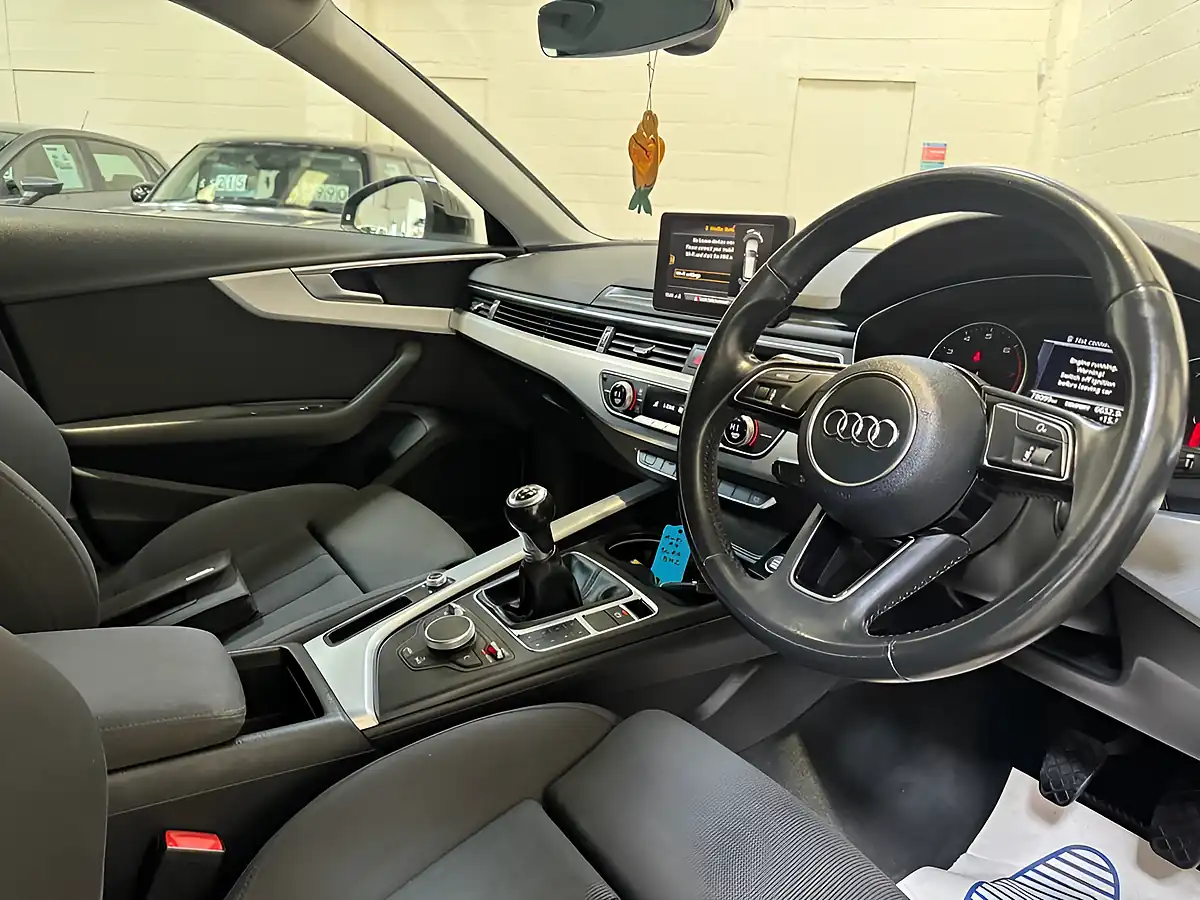 Used 2016 Audi A4 Avant Sport Black - Interior and Exterior details 16