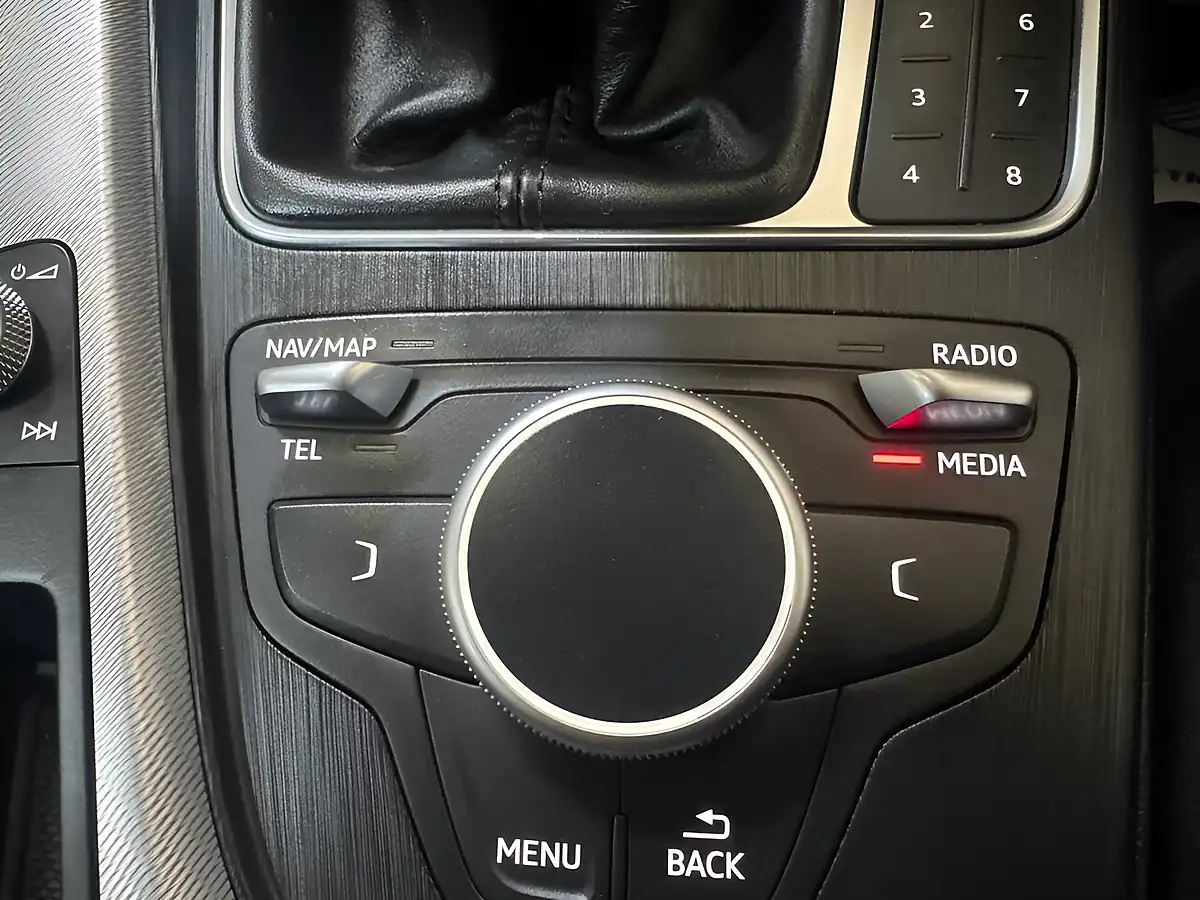Used 2016 Audi A4 Avant Sport Black - Interior and Exterior details 19