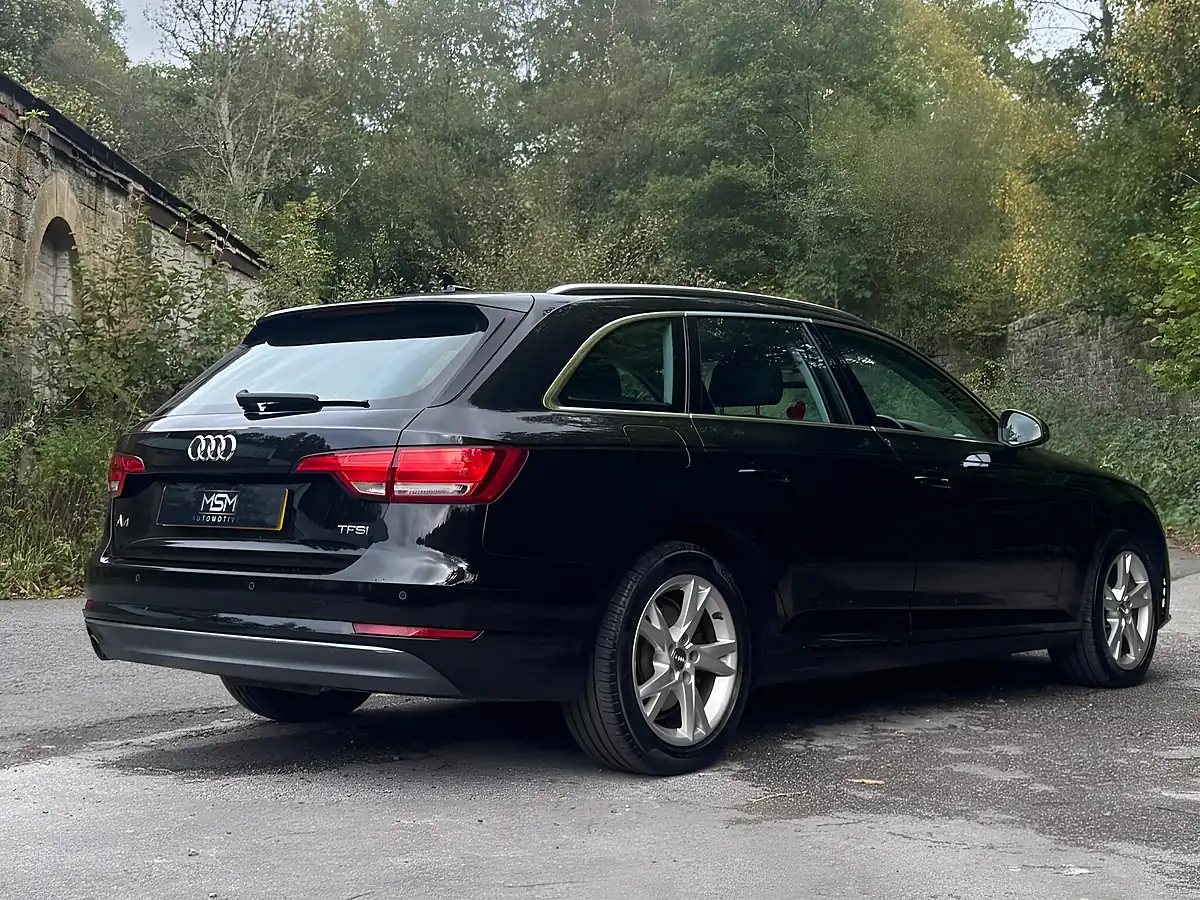 Used 2016 Audi A4 Avant Sport Black - Interior and Exterior details 13