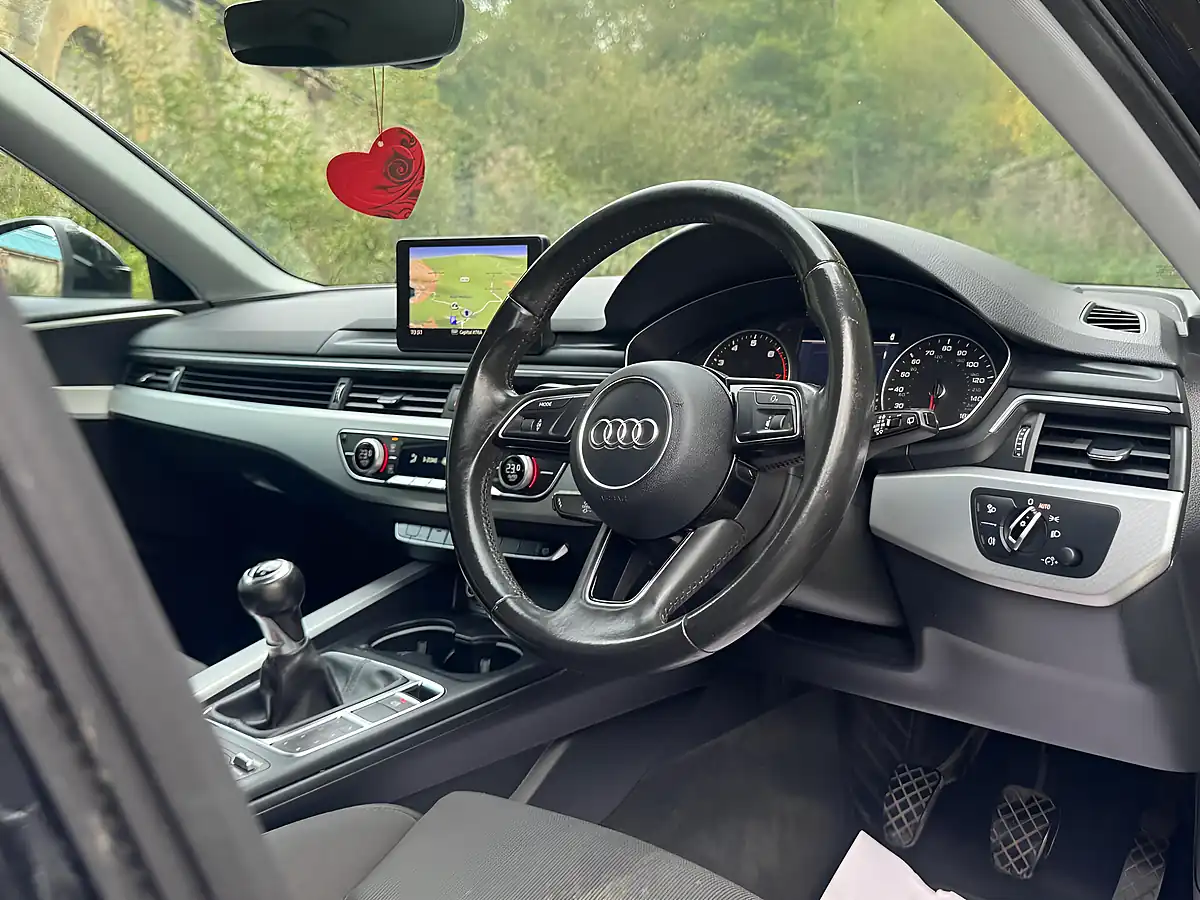 Used 2016 Audi A4 Avant Sport Black - Interior and Exterior details 15