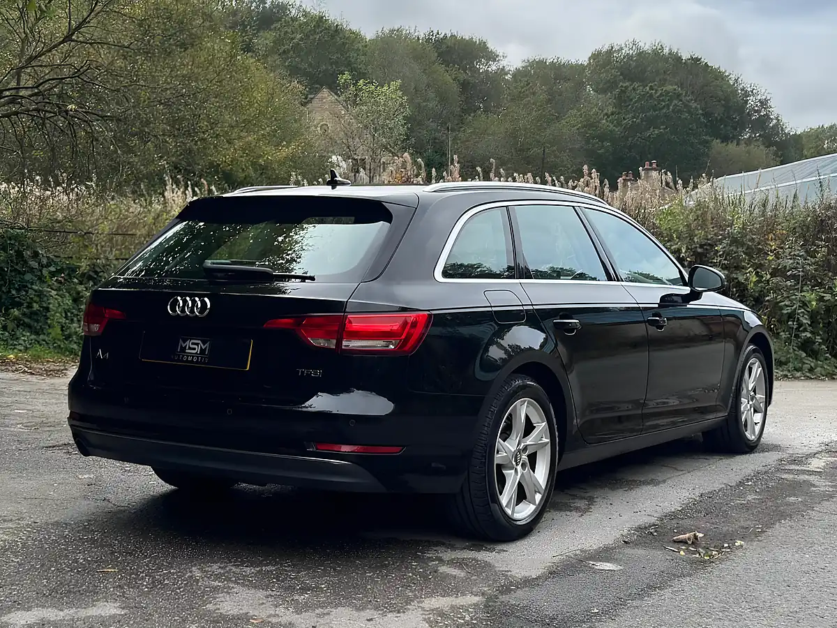 Used 2016 Audi A4 Avant Sport Black - Interior and Exterior details 8