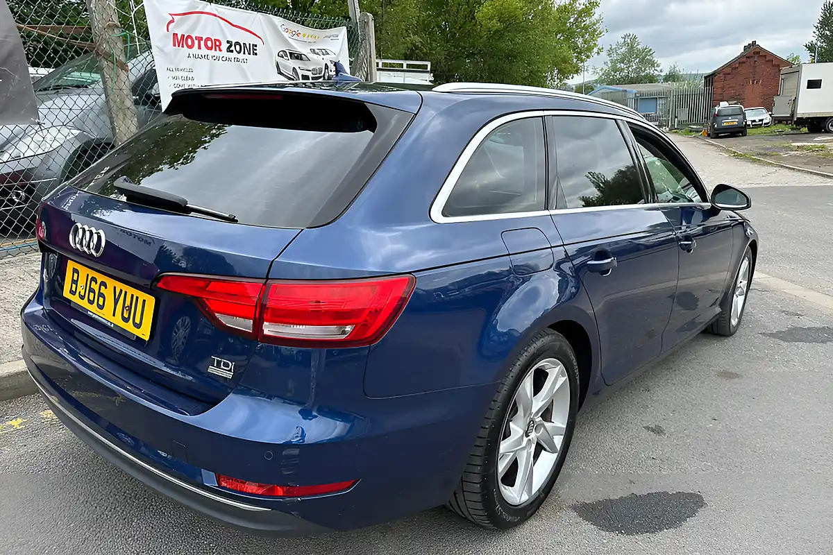 Used 2016 Audi A4 Avant Sport Blue - Interior and Exterior details 8