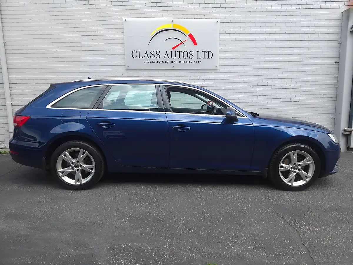 Used 2016 Audi A4 Avant Sport Blue - Interior and Exterior details 8
