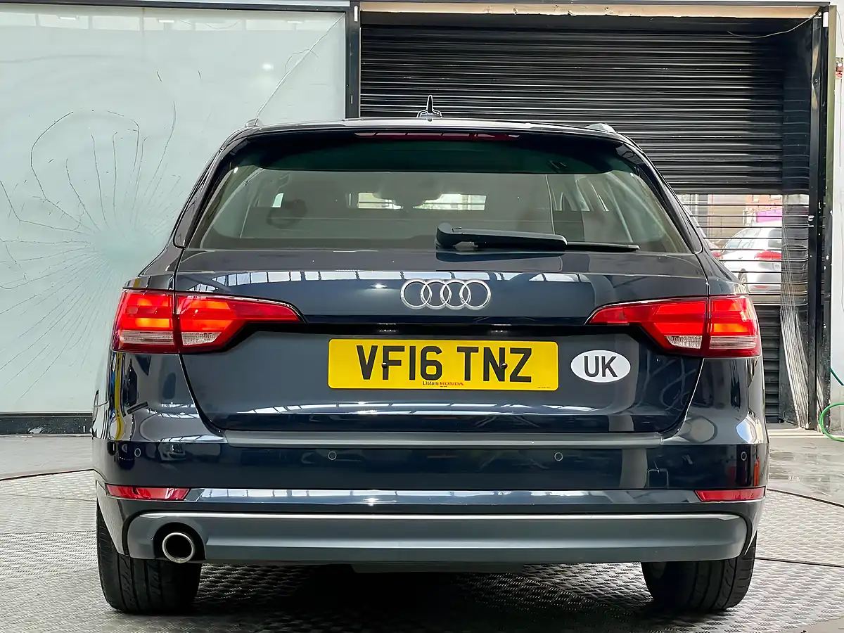 Used 2016 Audi A4 Avant Ultra Sport Blue - Interior and Exterior details 11