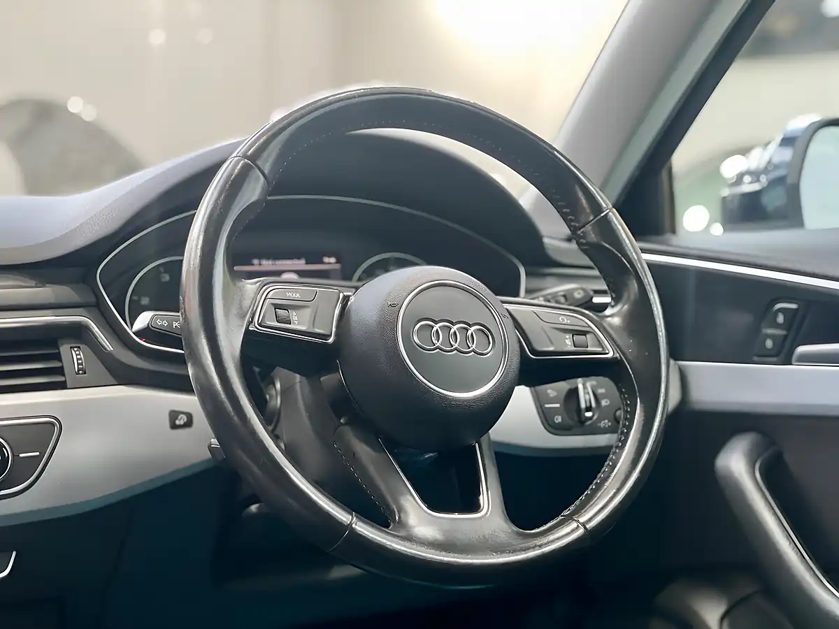 Used 2016 Audi A4 Avant Ultra Sport Blue - Interior and Exterior details 16