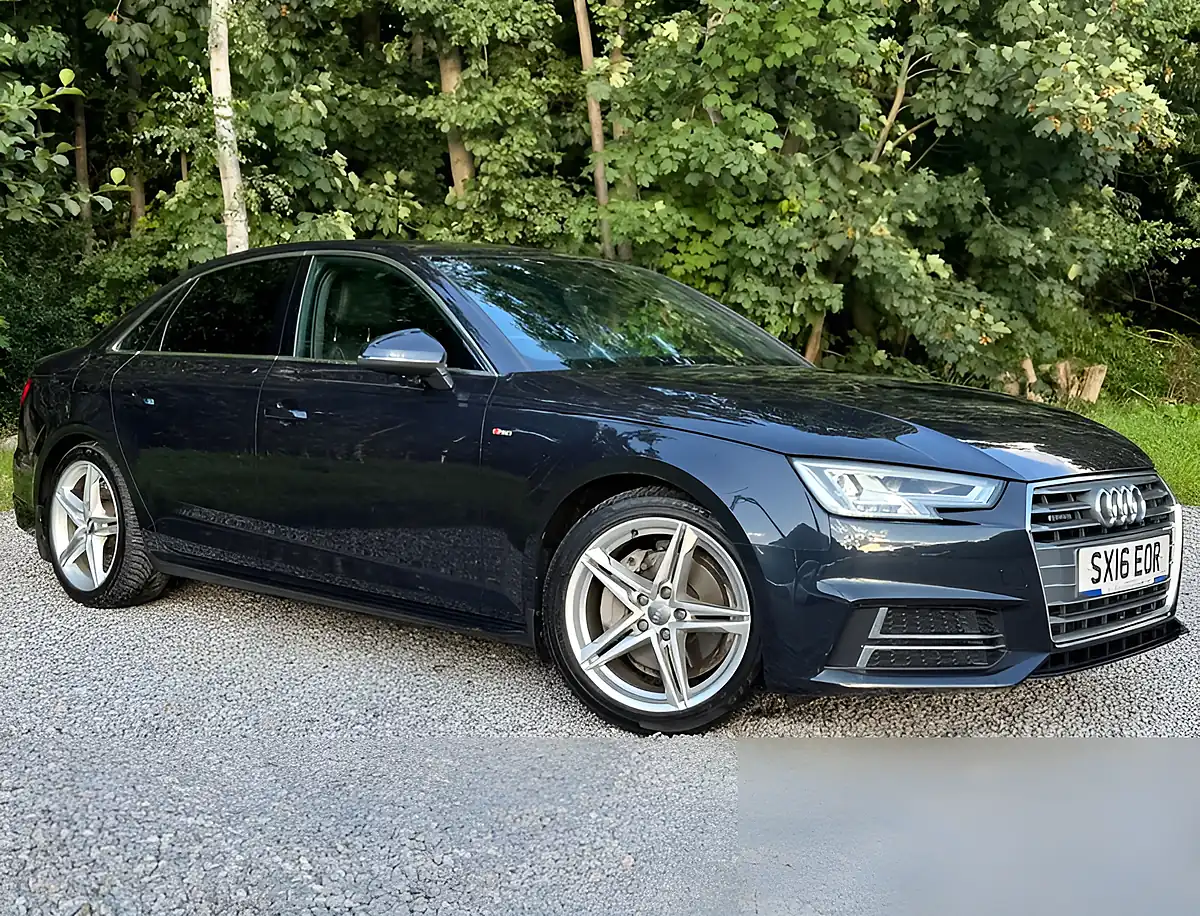 Used 2016 Audi A4 S Line Blue - Front View