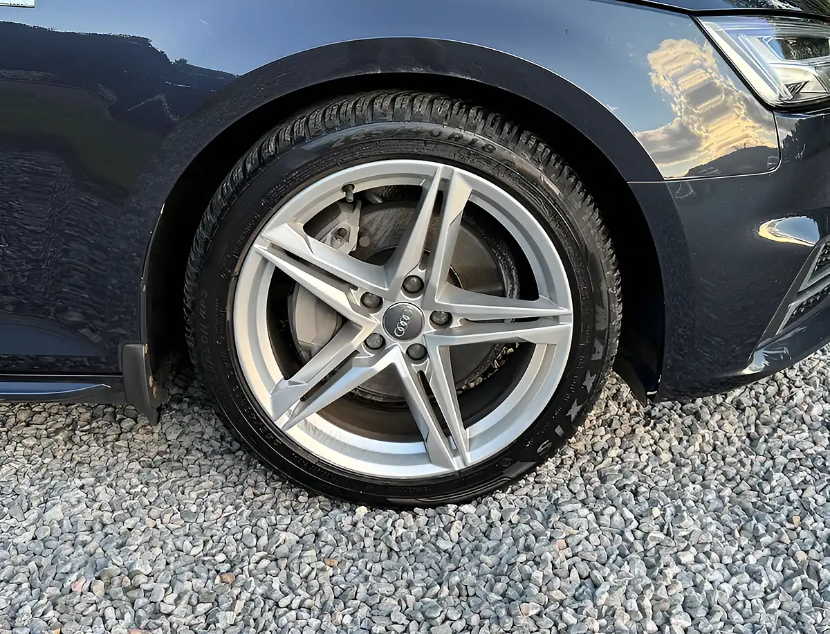 Used 2016 Audi A4 S Line Blue - Interior and Exterior details 10