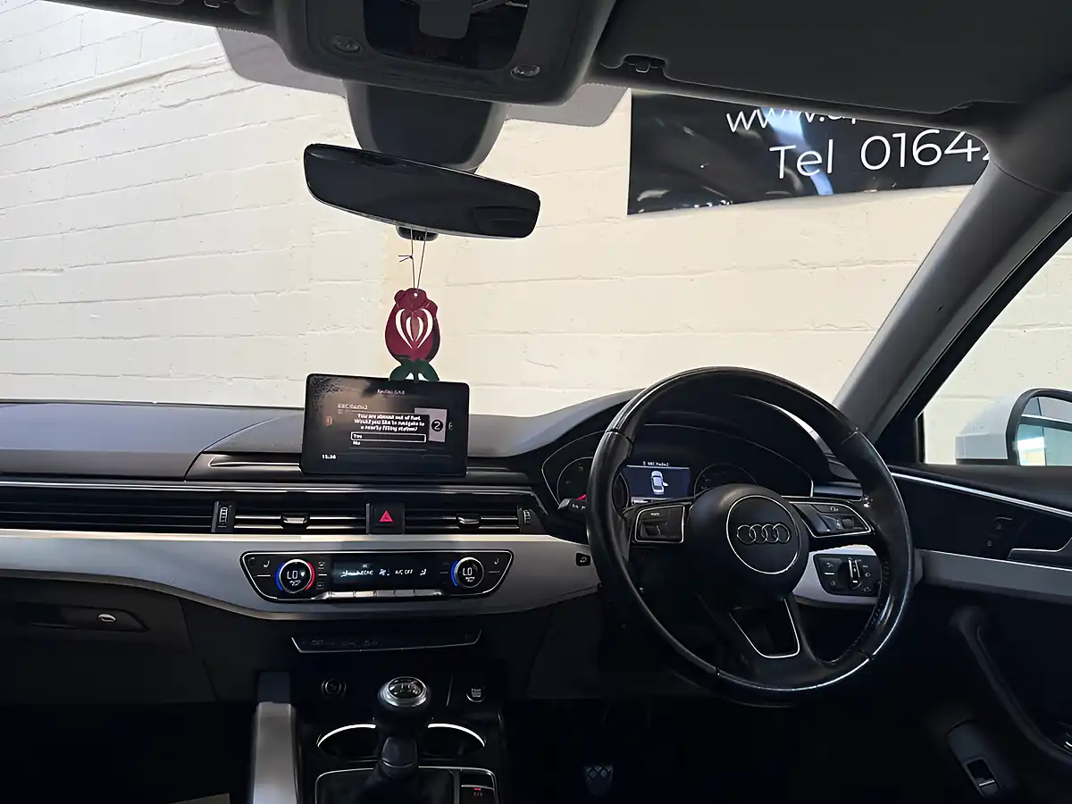 Used 2016 Audi A4 Se White - Interior and Exterior details 15