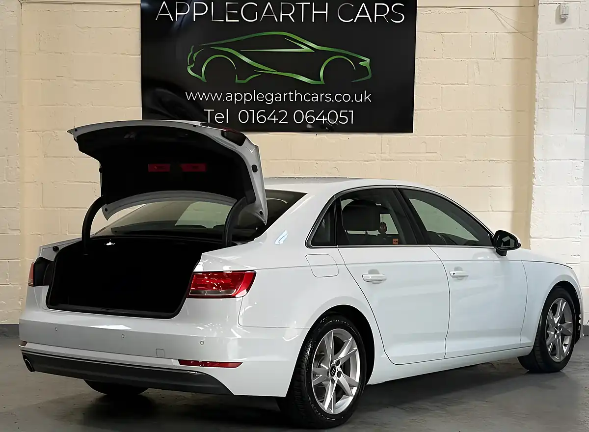 Used 2016 Audi A4 Se White - Interior and Exterior details 4