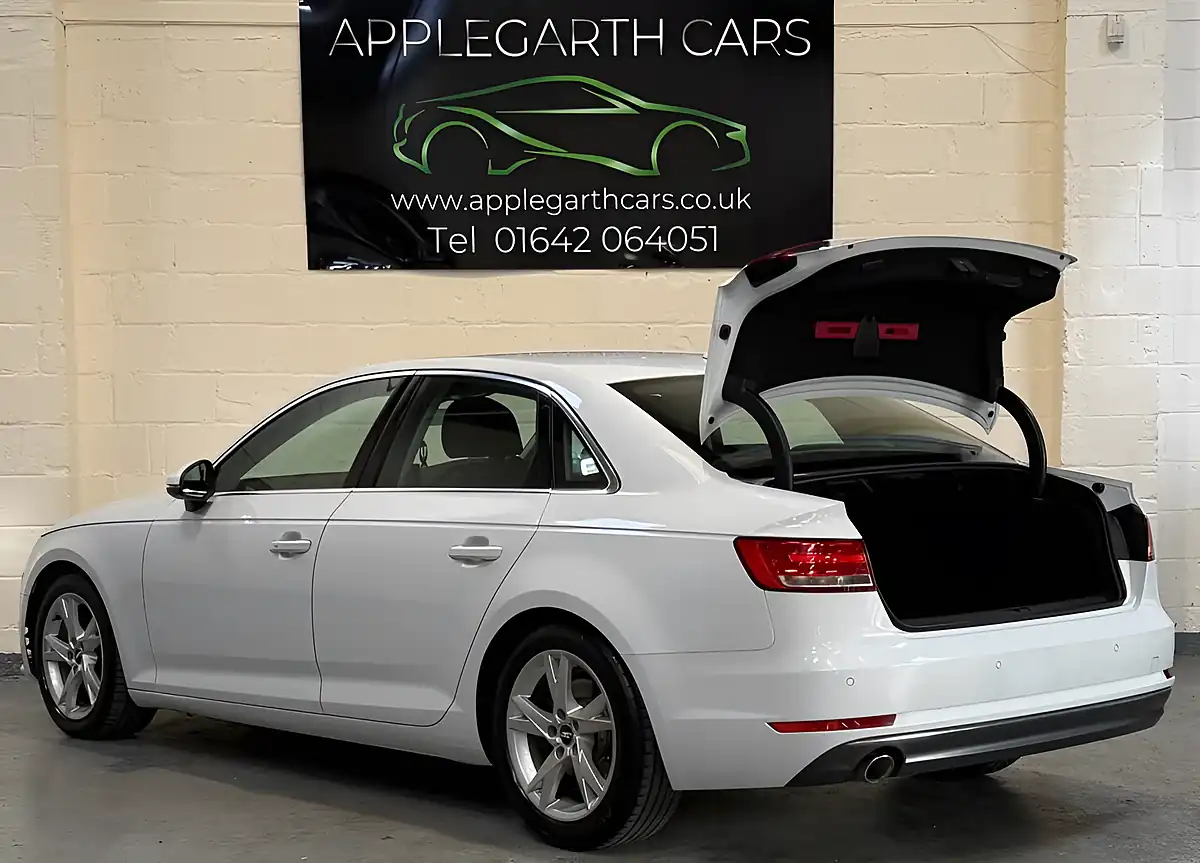 Used 2016 Audi A4 Se White - Interior and Exterior details 8