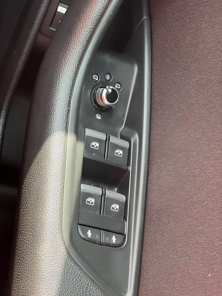 Used 2016 Audi A4 Sport Black - Interior and Exterior details 11