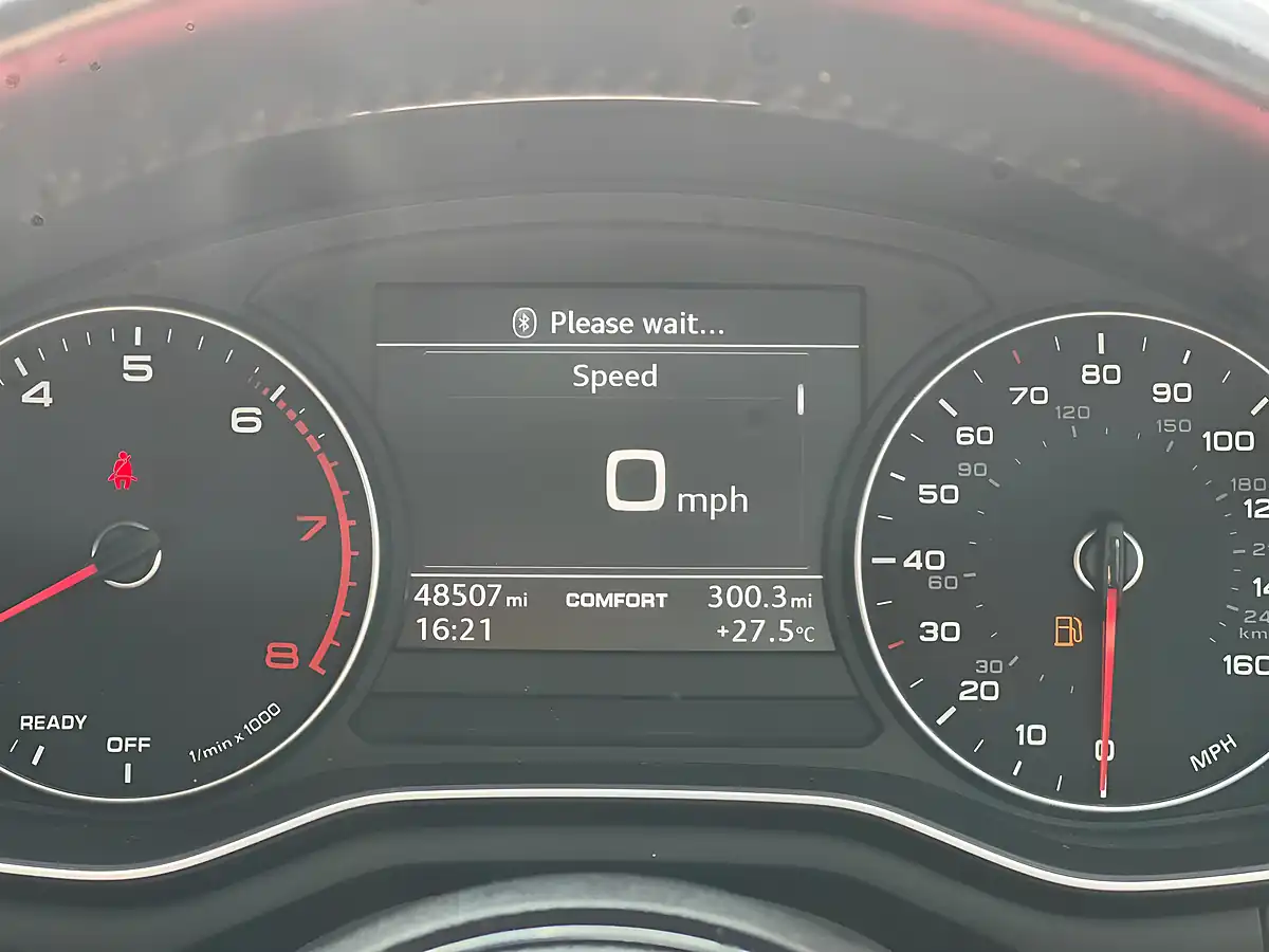 Used 2016 Audi A4 Sport Black - Interior and Exterior details 16