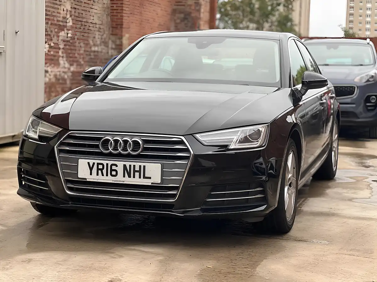 Used 2016 Audi A4 Sport Black - Interior and Exterior details 3