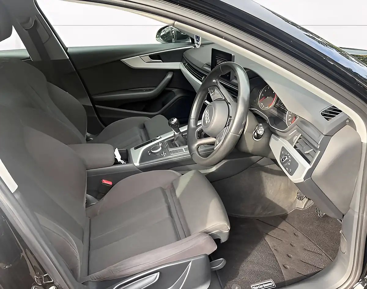 Used 2016 Audi A4 Sport Black - Interior and Exterior details 10