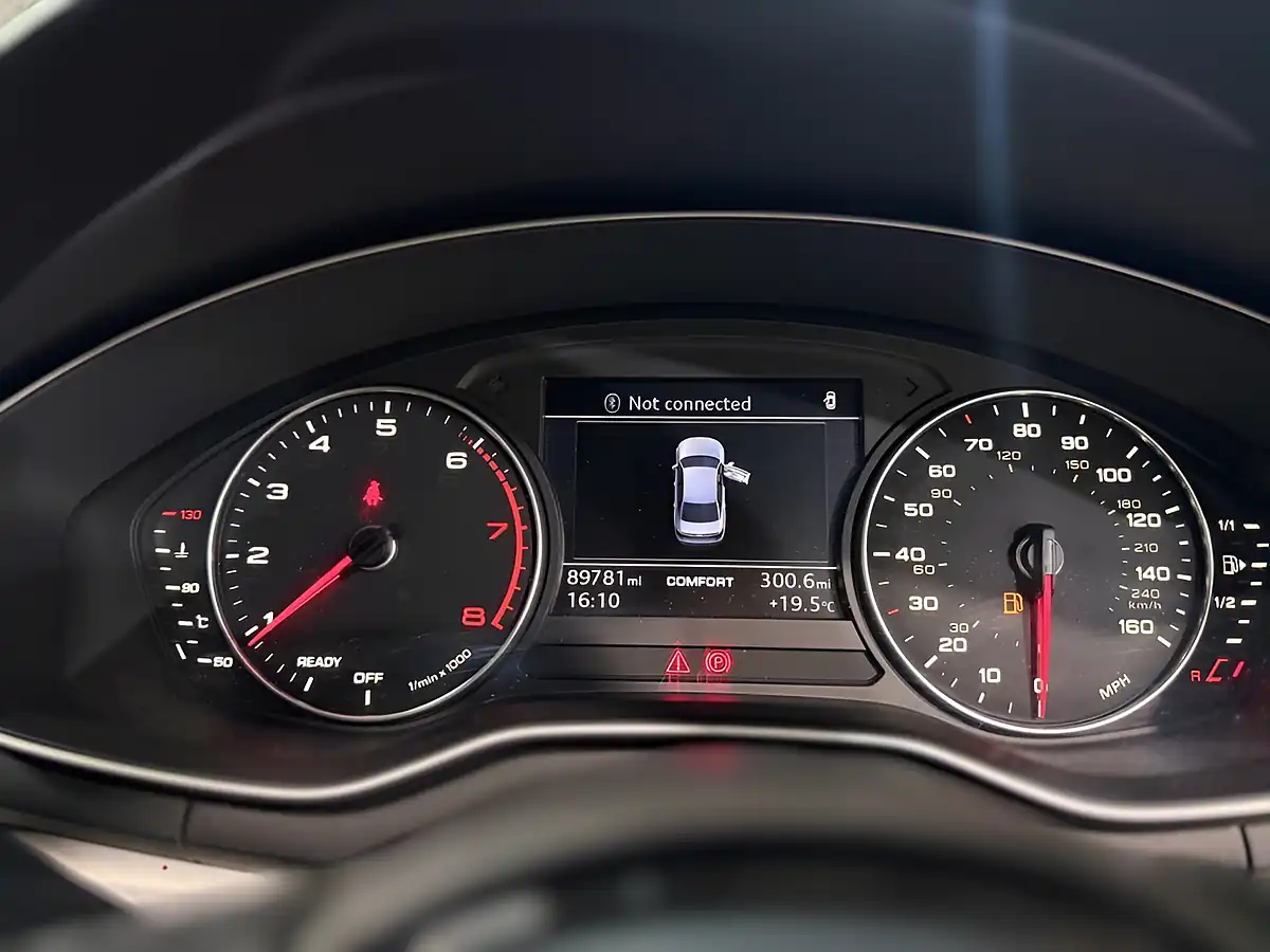 Used 2016 Audi A4 Sport Black - Interior and Exterior details 11