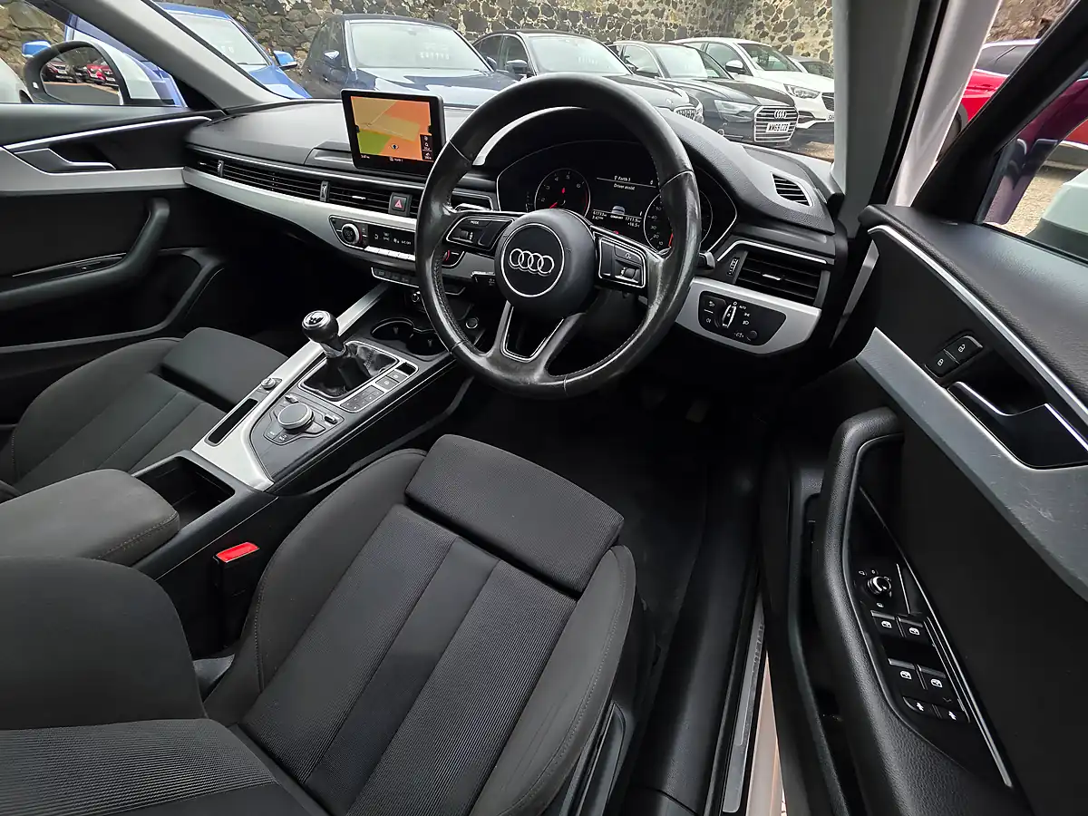 Used 2016 Audi A4 Sport Ibis White - Interior and Exterior details 8