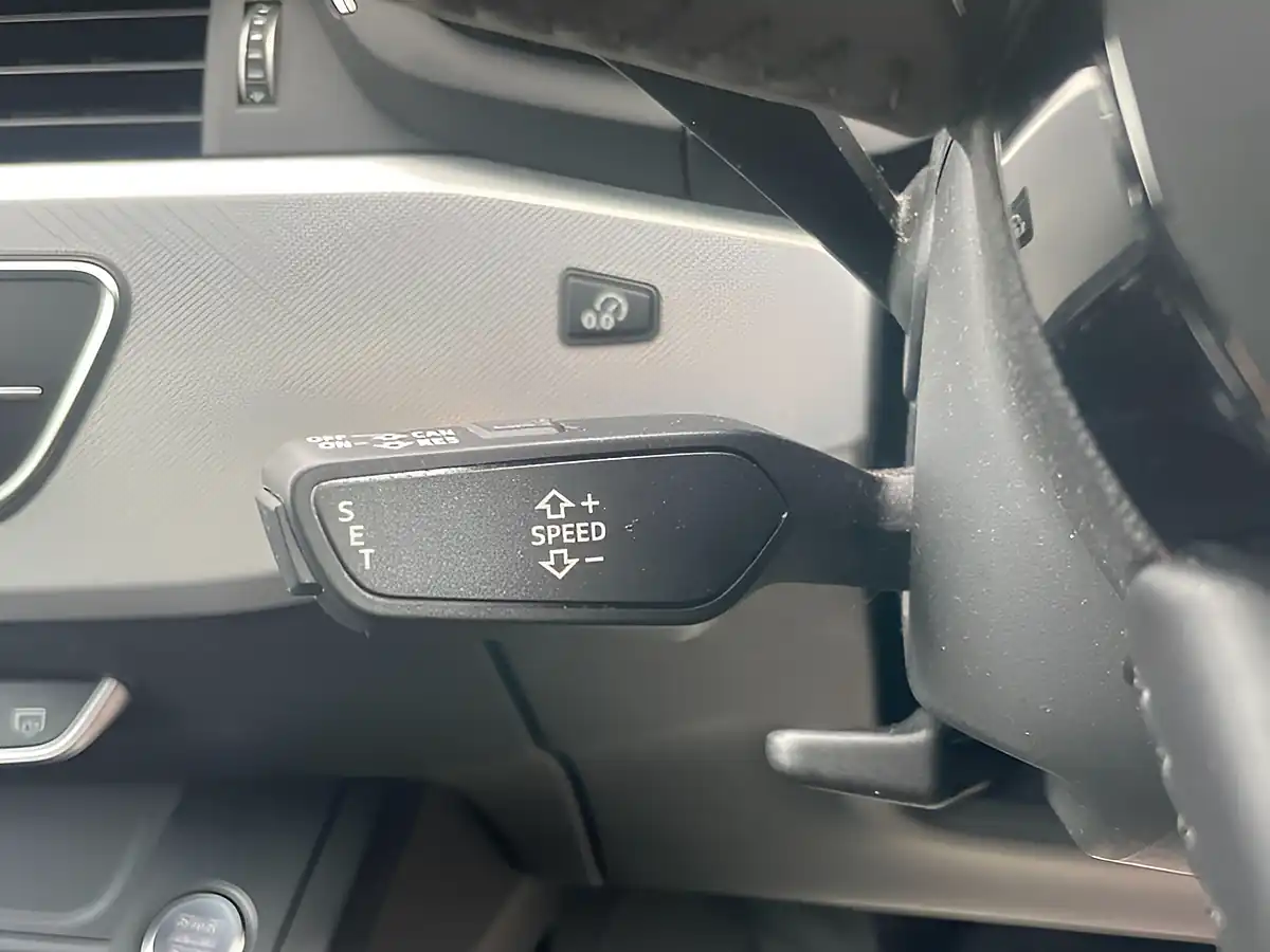 Used 2016 Audi A4 Sport Red - Interior and Exterior details 20