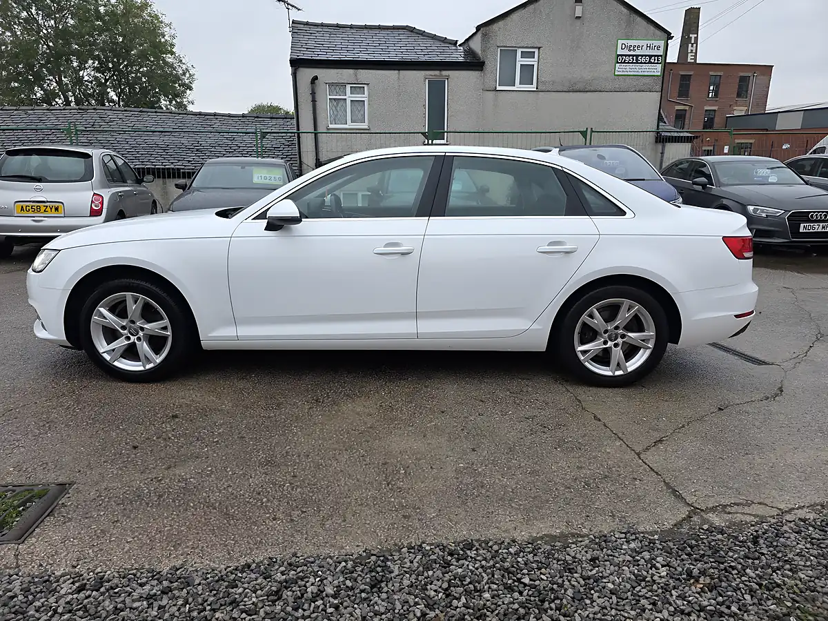 Used 2016 Audi A4 Sport White - Interior and Exterior details 5