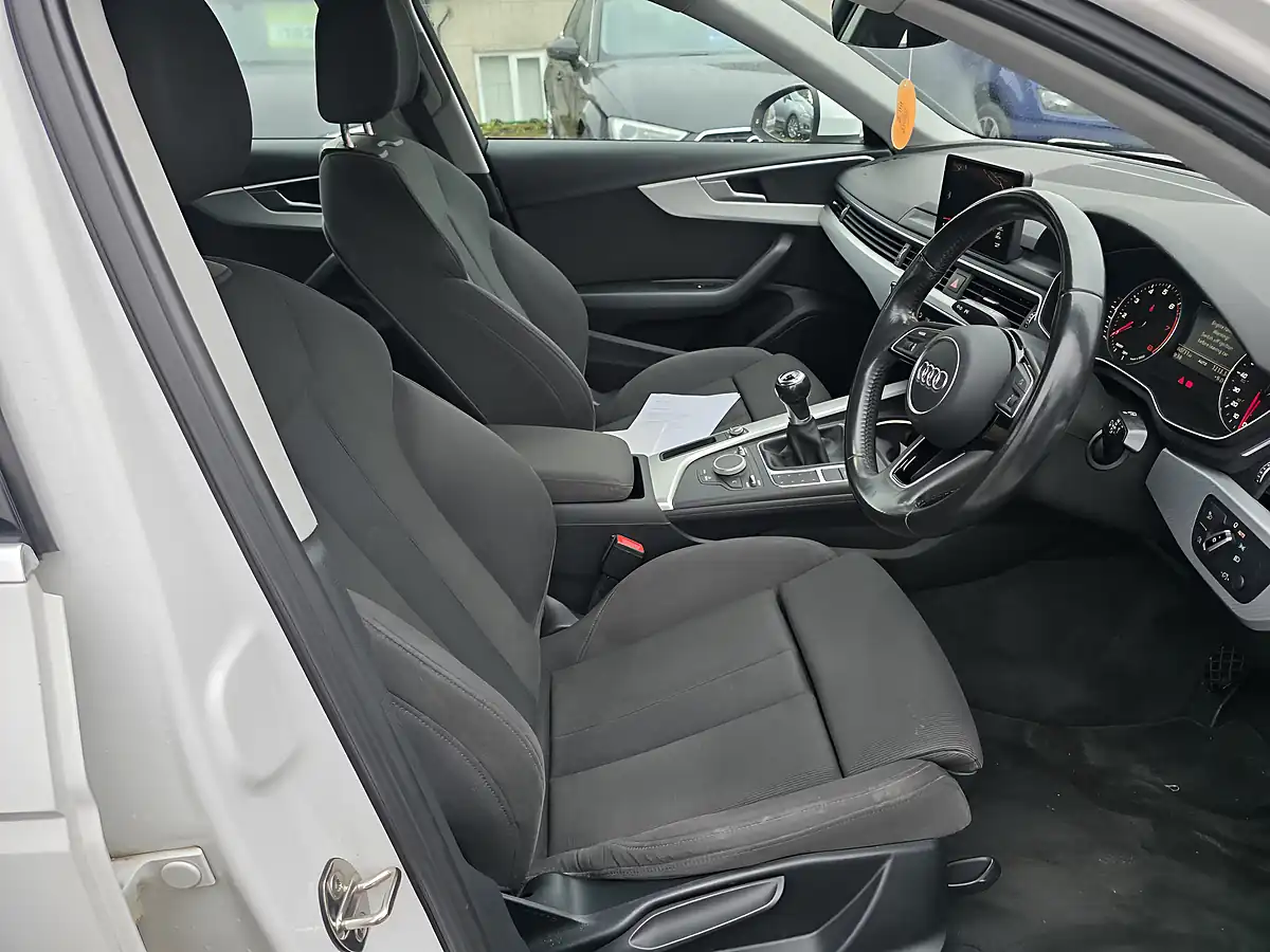 Used 2016 Audi A4 Sport White - Interior and Exterior details 9