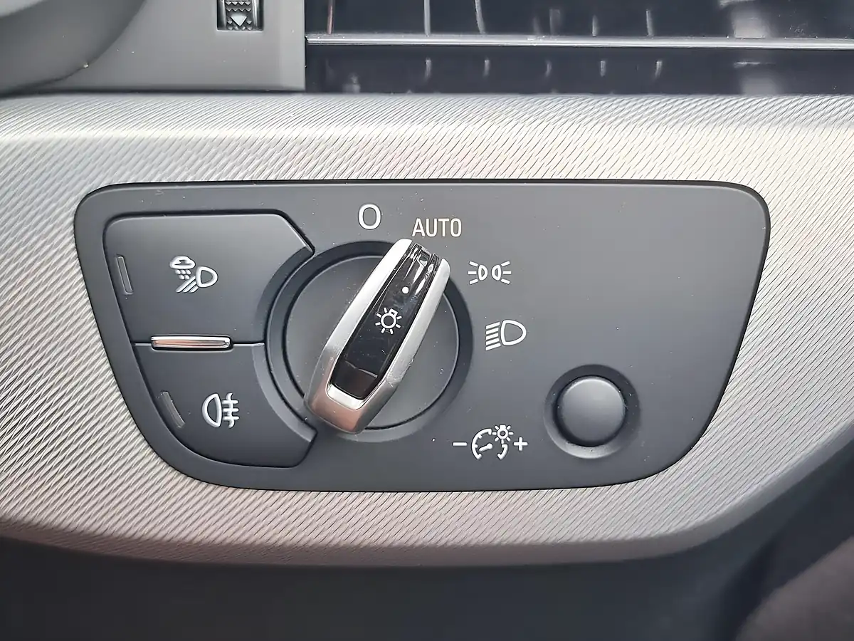 Used 2016 Audi A4 Ultra Se Black - Interior and Exterior details 20