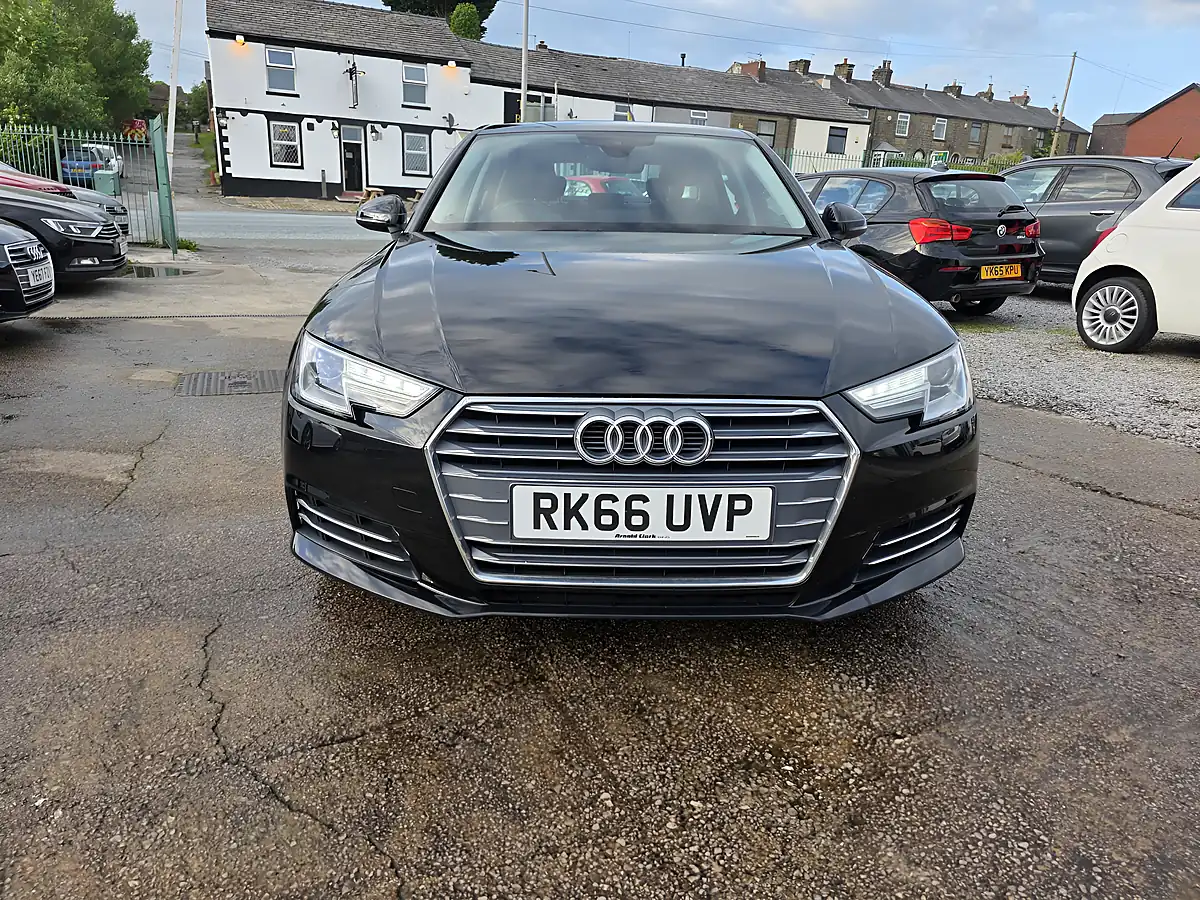 Used 2016 Audi A4 Ultra Se Black - Front View