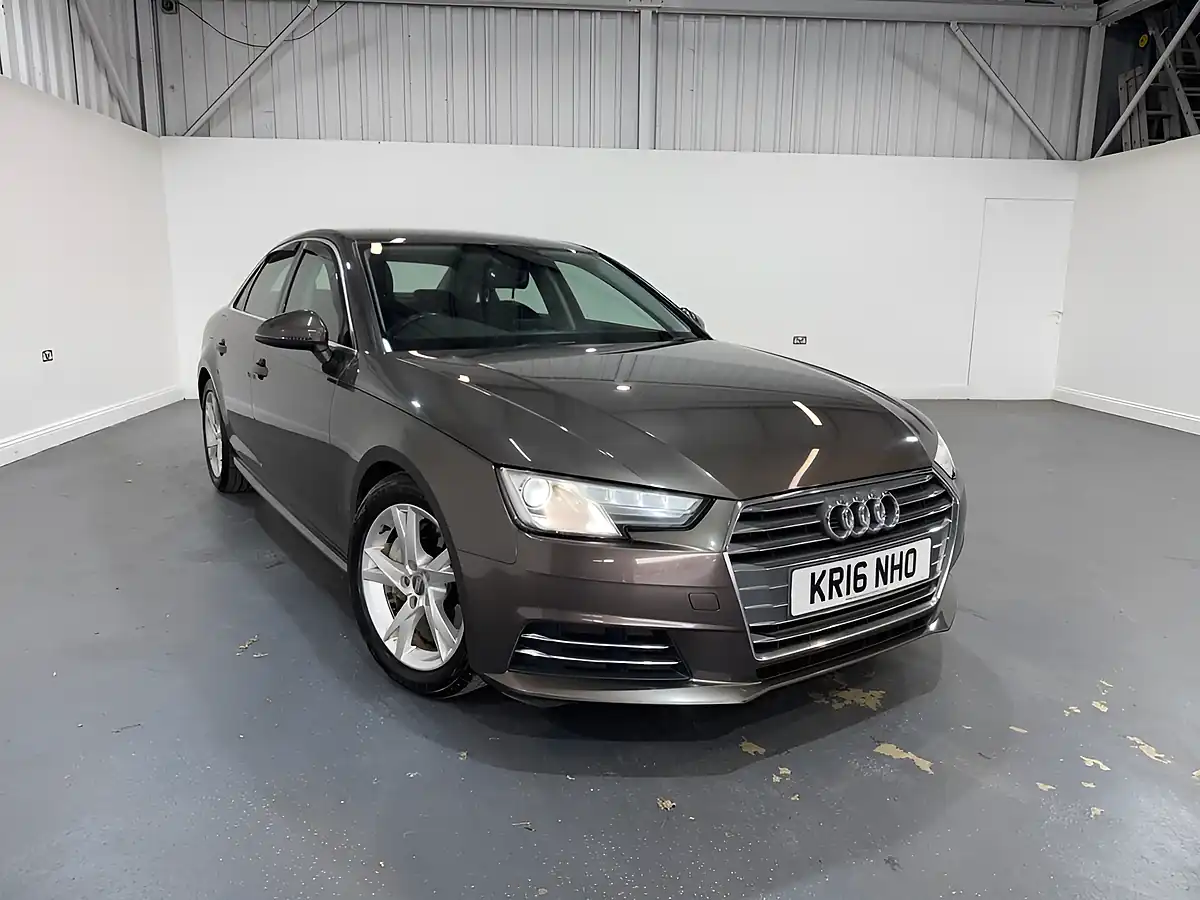Used 2016 Audi A4 Ultra Sport Brown - Front View