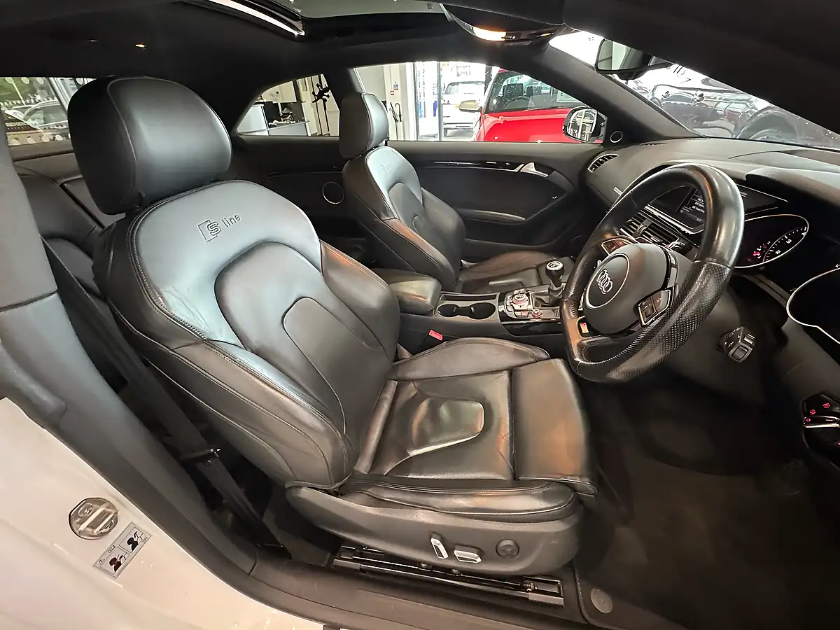 Used 2016 Audi A5 Black Edition Plus White - Interior and Exterior details 8