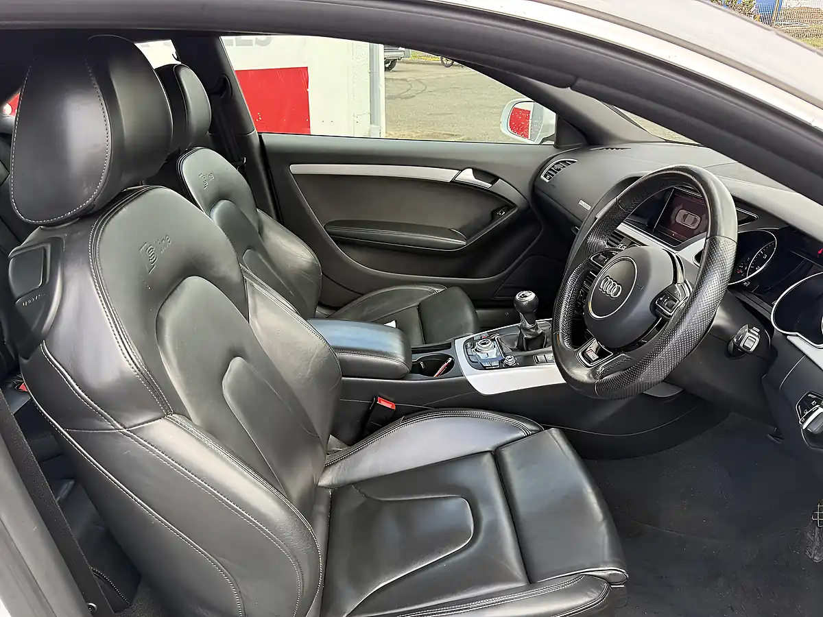 Used 2016 Audi A5 S Line White - Interior and Exterior details 6