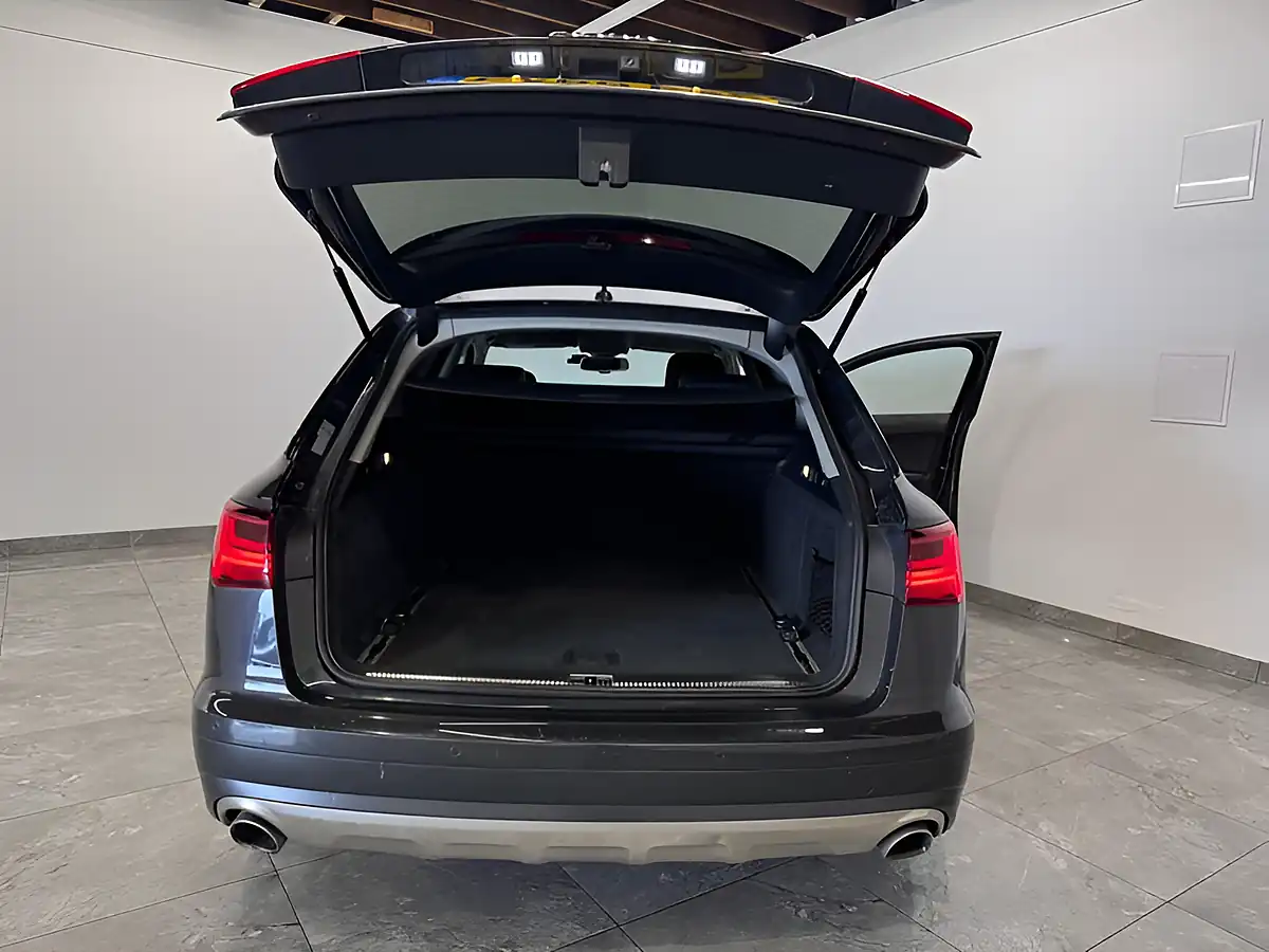 Used 2016 Audi A6 Allroad Sport Grey - Interior and Exterior details 14