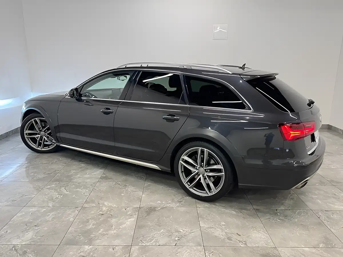 Used 2016 Audi A6 Allroad Sport Grey - Interior and Exterior details 6