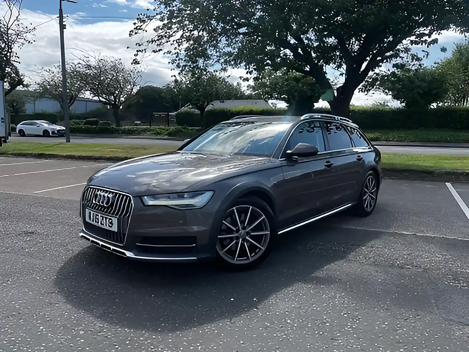 Used 2016 Audi A6 Allroad Sport Grey - Interior and Exterior details 2