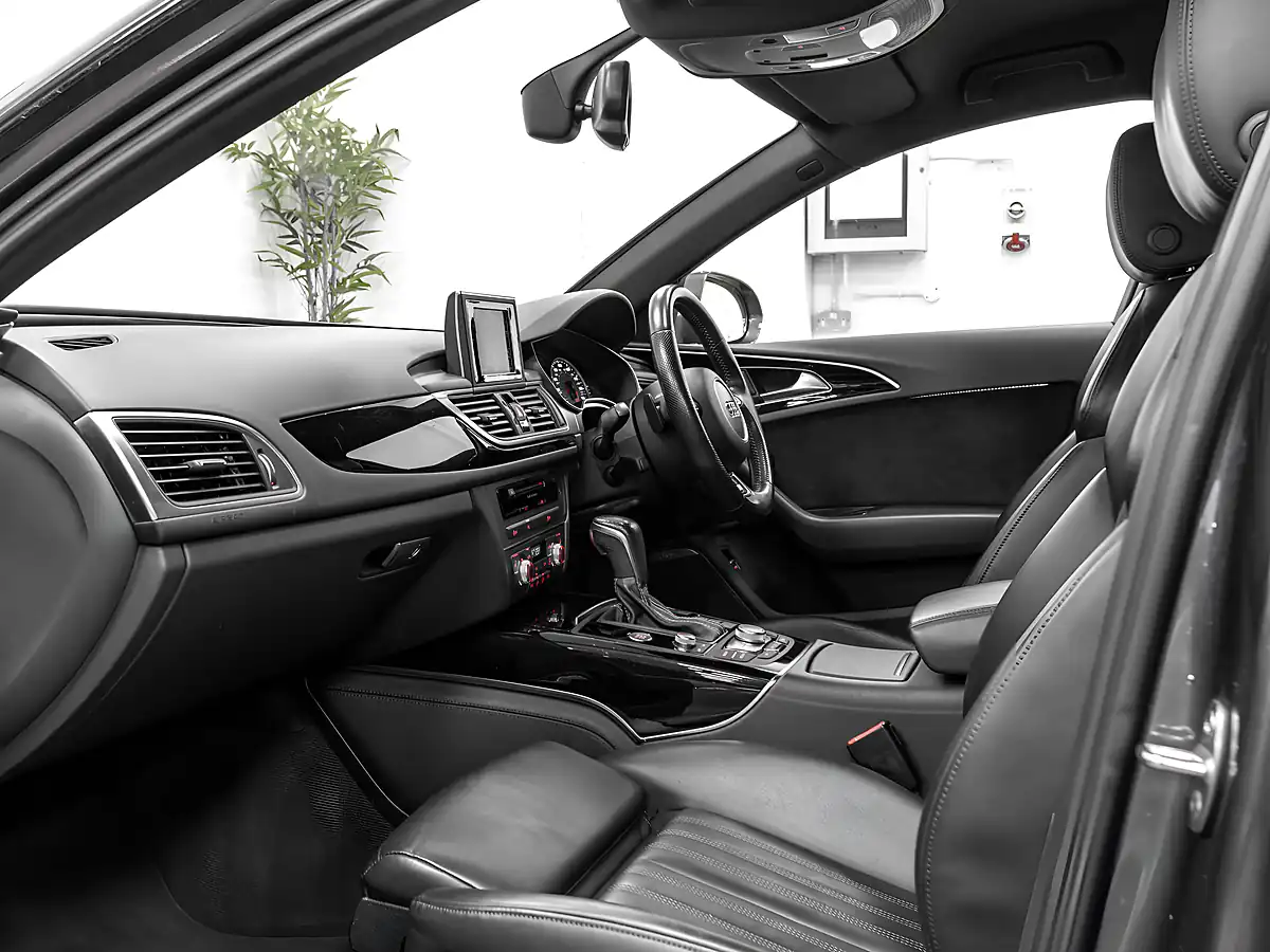 Used 2016 Audi A6 Avant Black Edition Daytona Grey - Interior and Exterior details 13