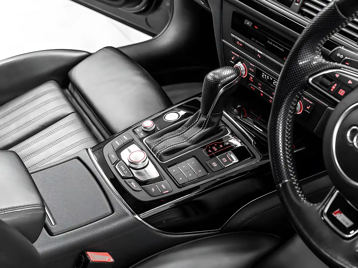 Used 2016 Audi A6 Avant Black Edition Daytona Grey - Interior and Exterior details 18