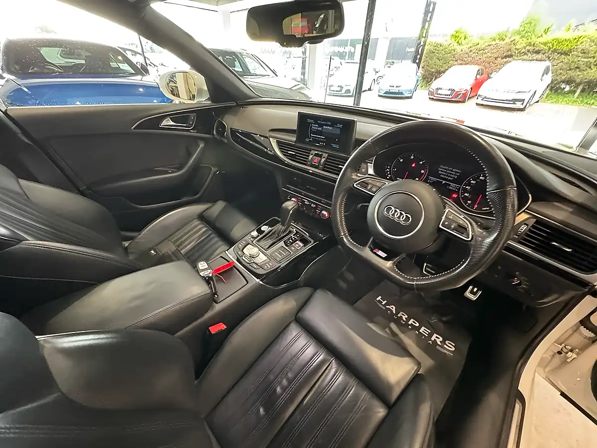 Used 2016 Audi A6 Avant Black Edition White - Interior and Exterior details 10