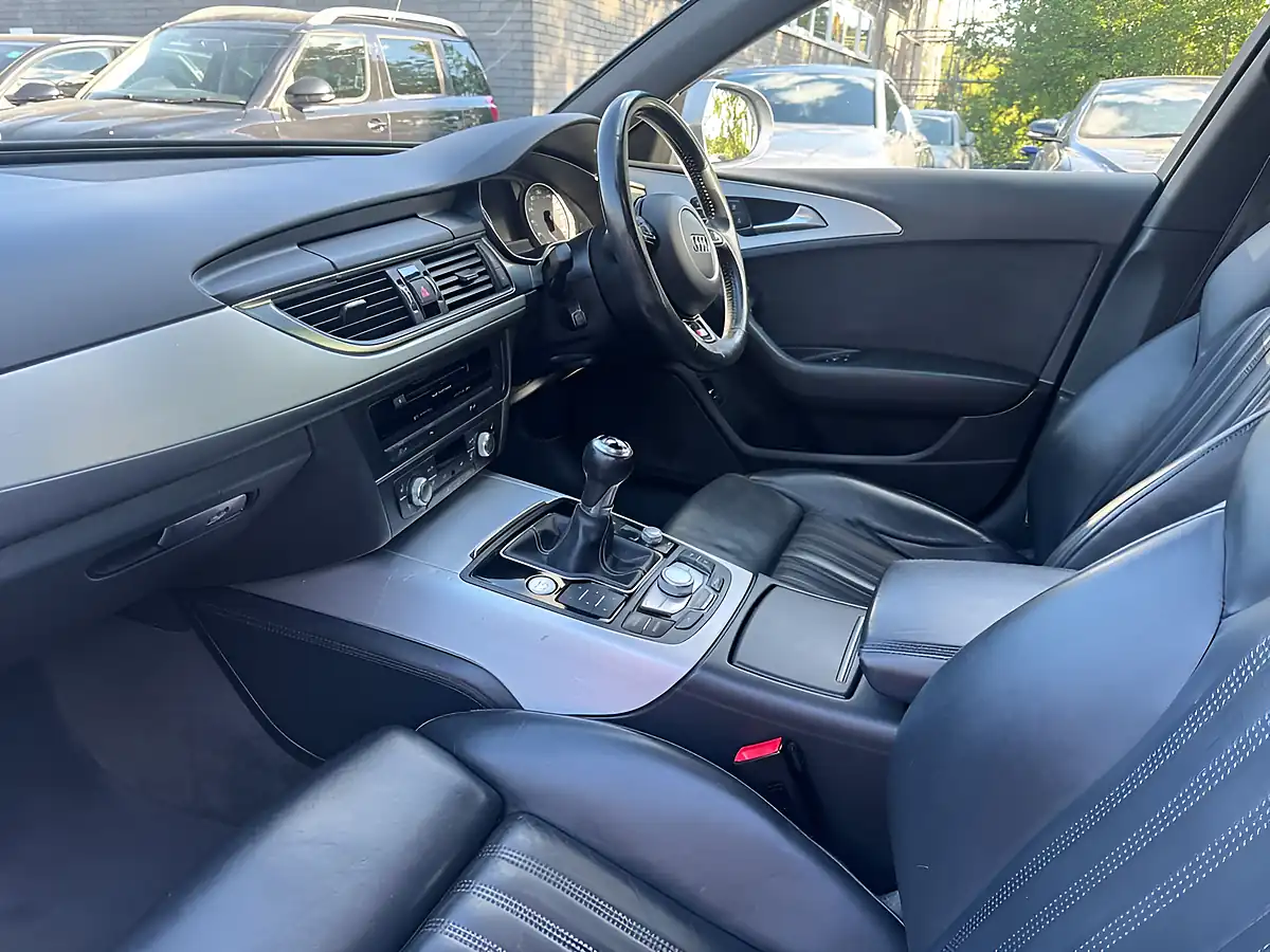 Used 2016 Audi A6 Avant S Line Grey - Interior and Exterior details 10