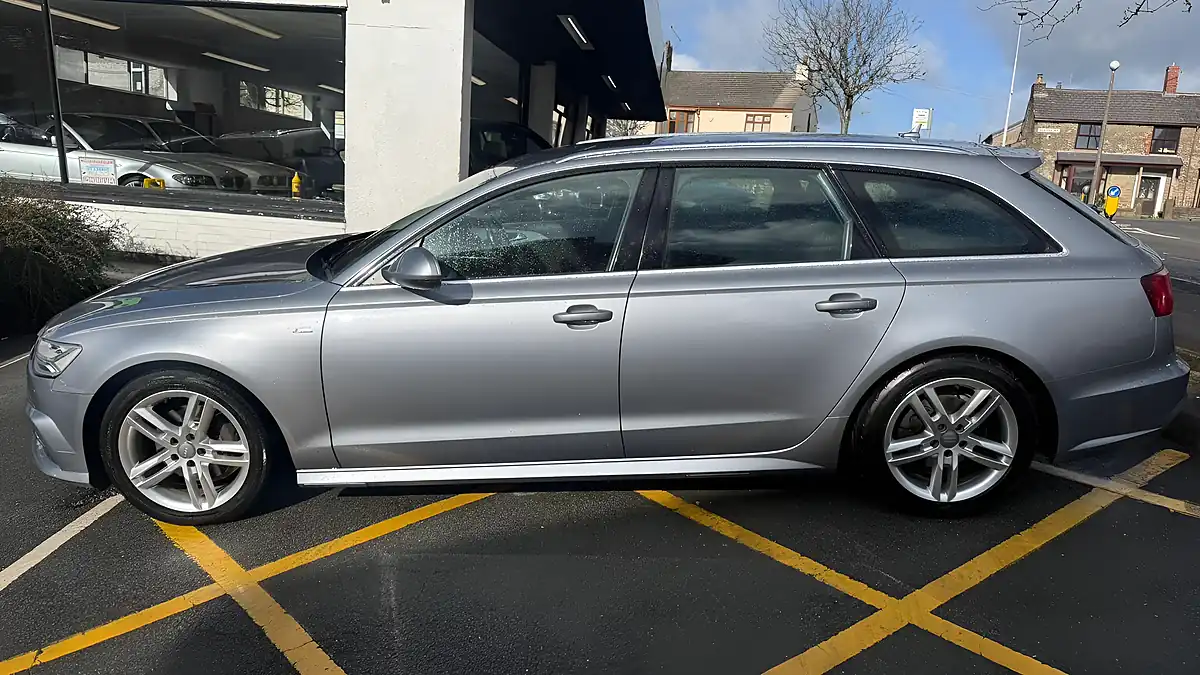Used 2016 Audi A6 Avant S Line Grey - Interior and Exterior details 17