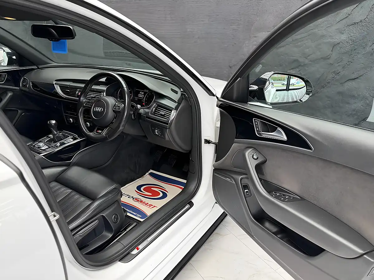 Used 2016 Audi A6 Saloon Black Edition White - Interior and Exterior details 13
