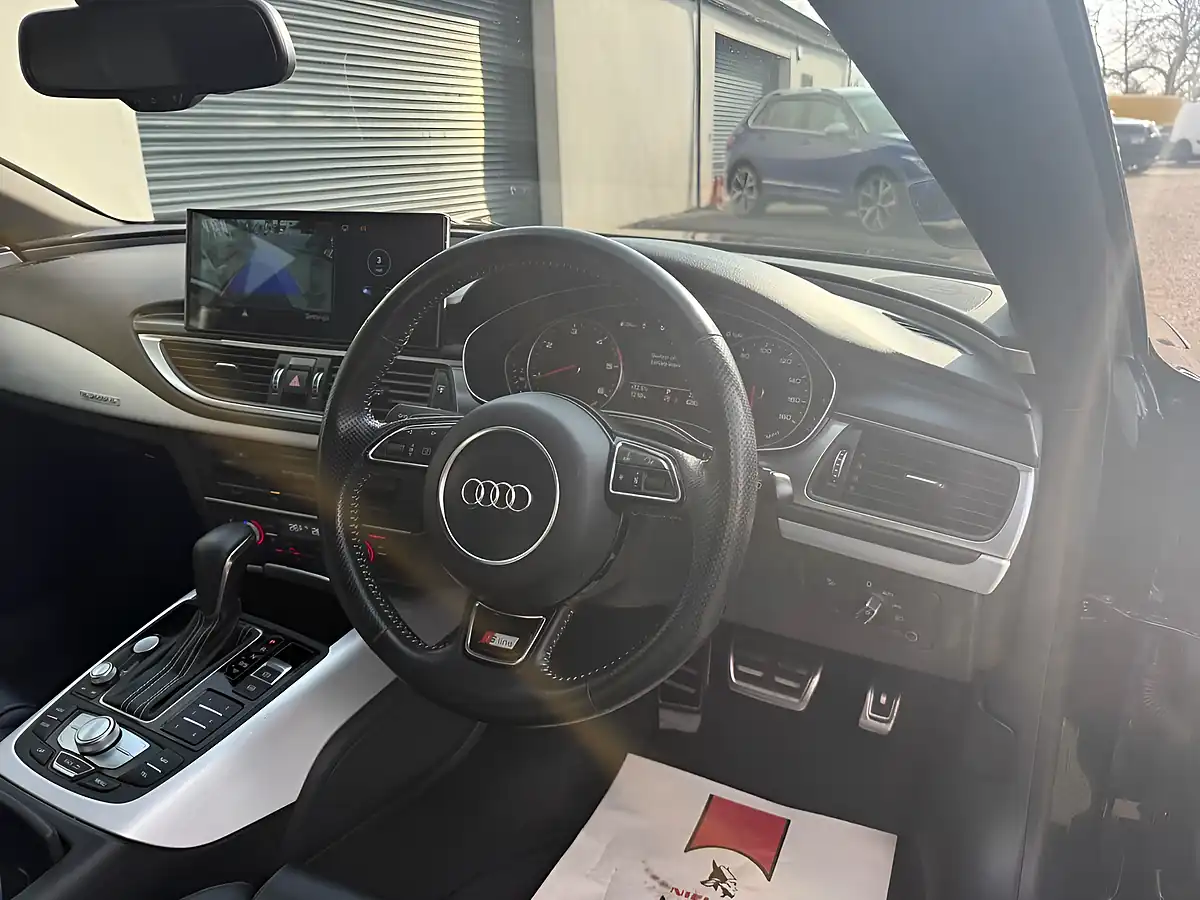 Used 2016 Audi A7 S Line Blue - Interior and Exterior details 13