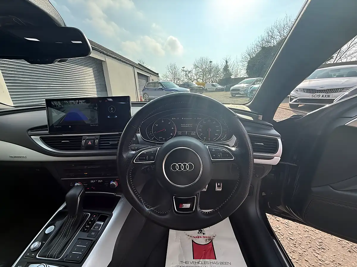 Used 2016 Audi A7 S Line Blue - Interior and Exterior details 16