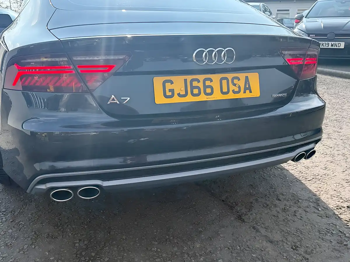Used 2016 Audi A7 S Line Blue - Interior and Exterior details 6