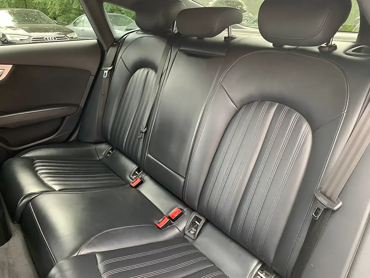 Used 2016 Audi A7 S Line Grey - Interior and Exterior details 14