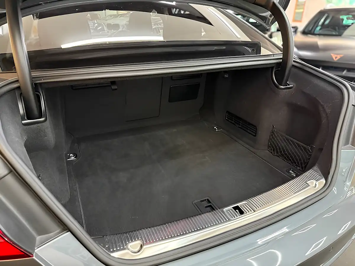Used 2016 Audi A8 Sport Grey - Interior and Exterior details 20