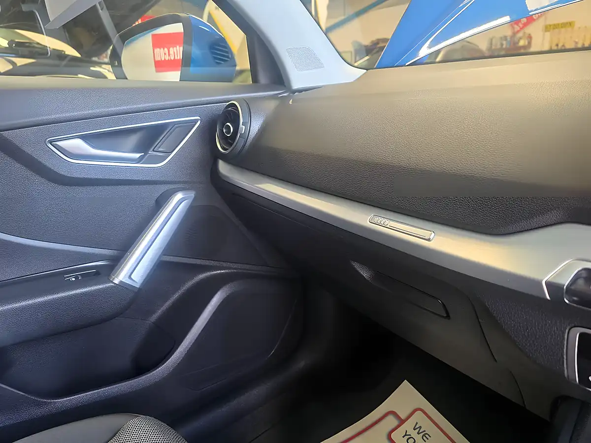 Used 2016 Audi Q2 Sport Blue - Interior and Exterior details 19