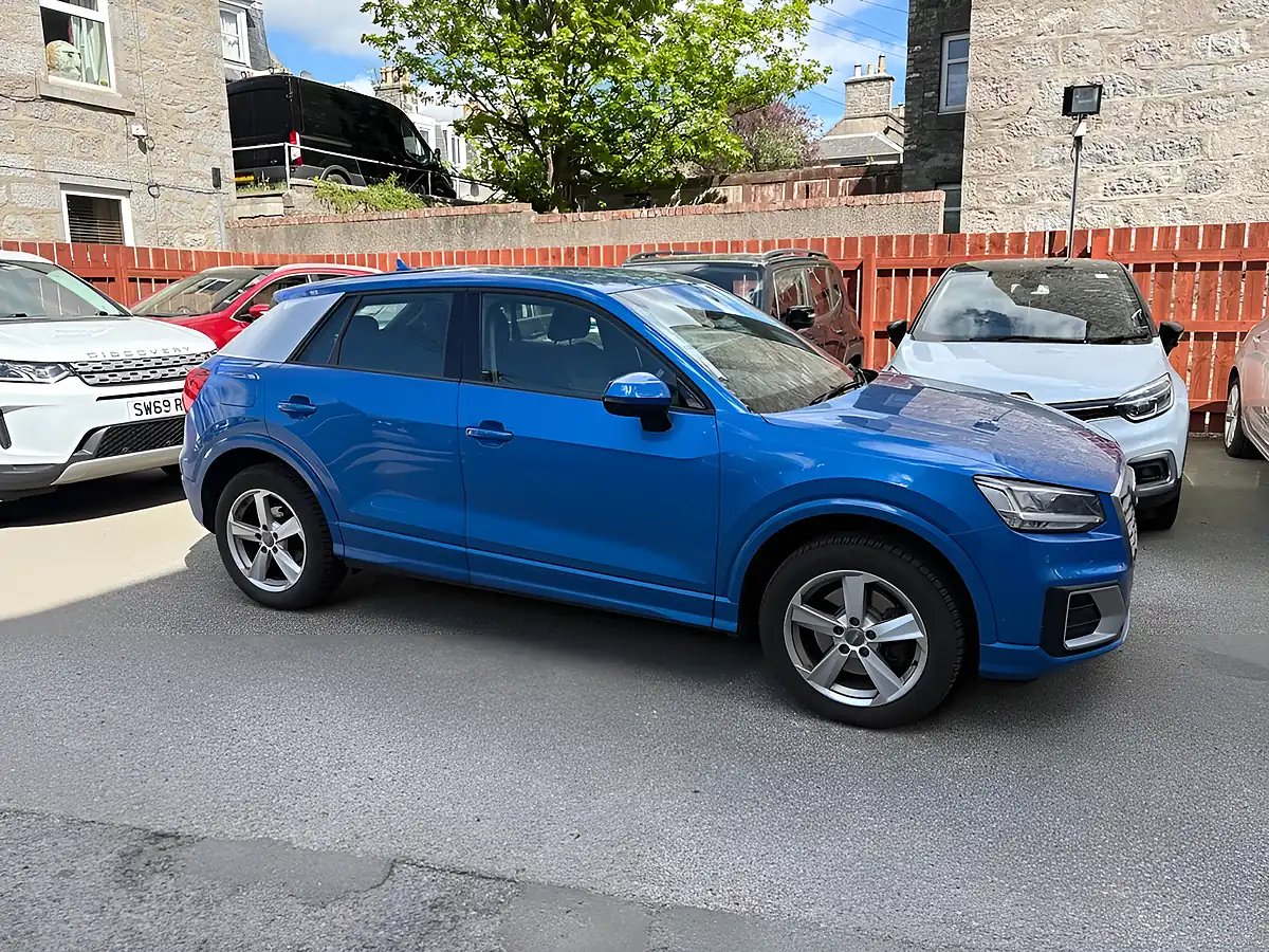 Used 2016 Audi Q2 Sport Blue - Interior and Exterior details 3