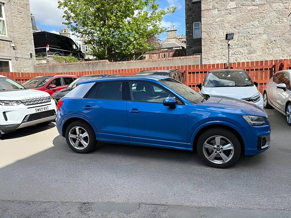 Used 2016 Audi Q2 Sport Blue - Interior and Exterior details 4