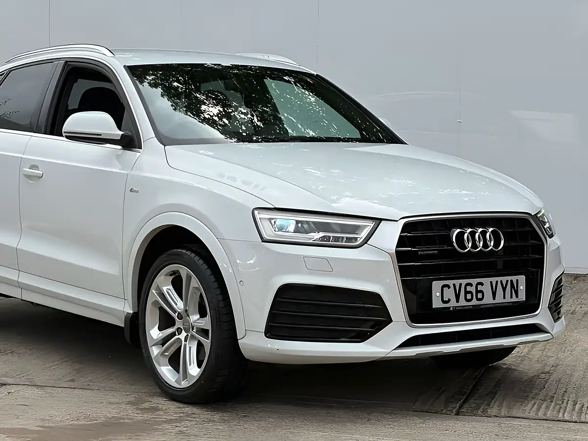 Used 2016 Audi Q3 S Line+ Glacier White - Interior and Exterior details 6