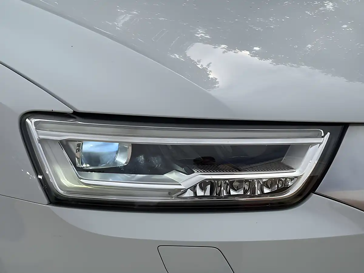 Used 2016 Audi Q3 S Line+ Glacier White - Interior and Exterior details 8
